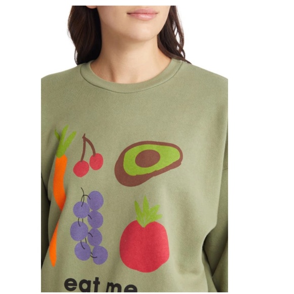 NWT $168 Mother The Drop Square Graphic Sweatshirt "EAT ME" in size XS! - Picture 6 of 8